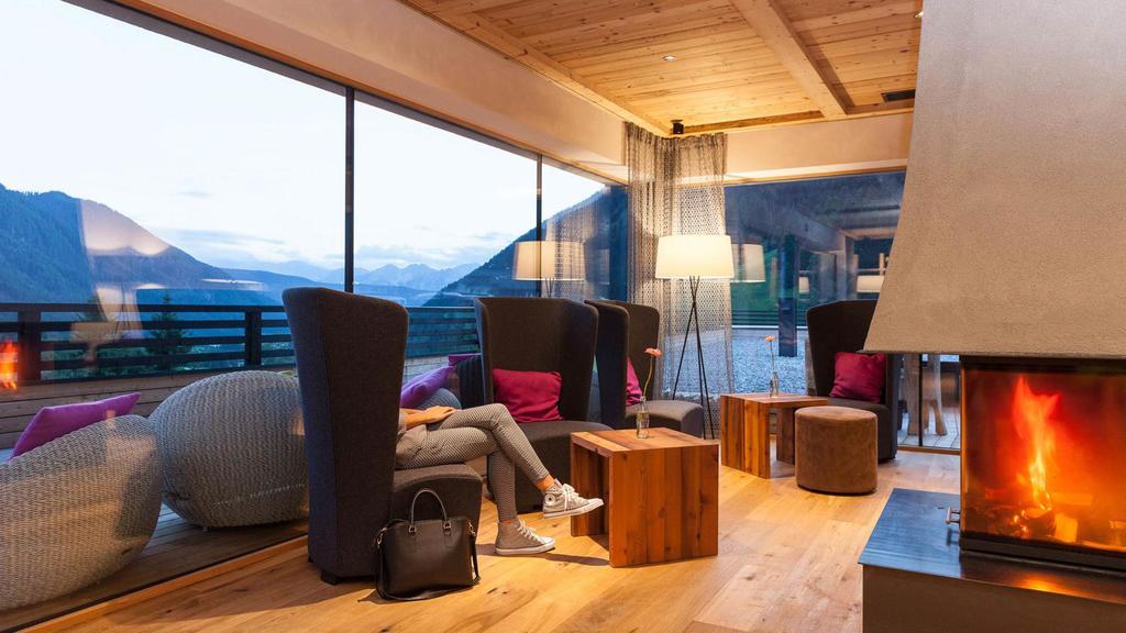 La Casies Mountain Hotel Santa Maddalena in Casies Ngoại thất bức ảnh